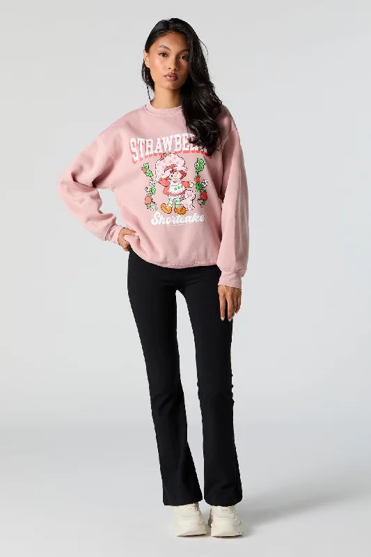 0735-15114812-strawberry-shortcake-graphic-fleece-sweatshirt