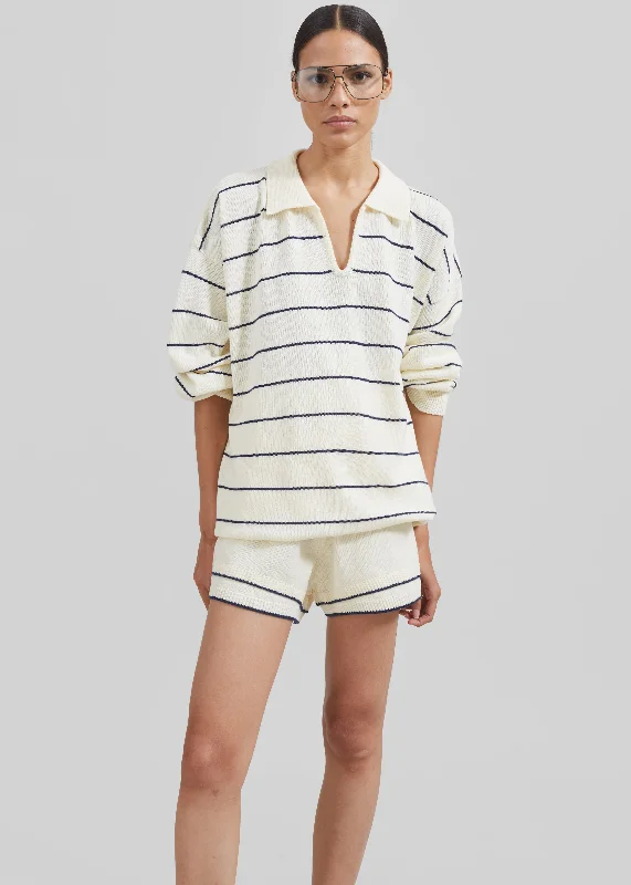 claudia-lightweight-knit-swear-cream-navy-stripe