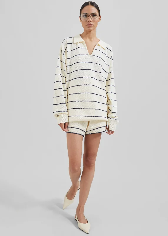 claudia-lightweight-knit-swear-cream-navy-stripe