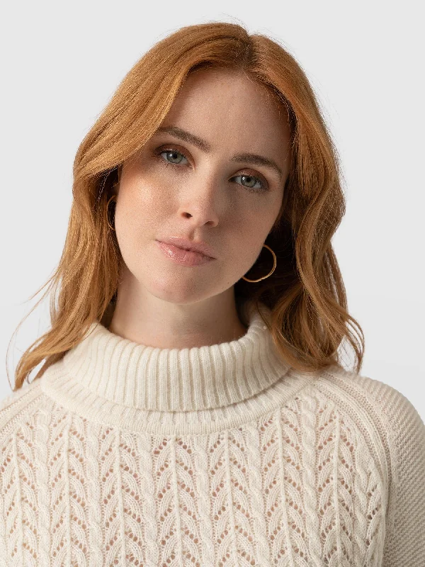 glen-cable-knit-short-sweater-cream