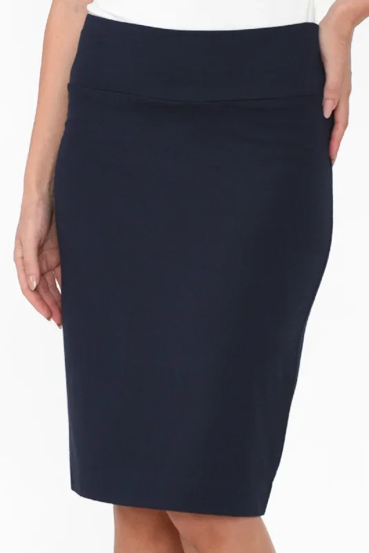 navy-basic-tube-skirt