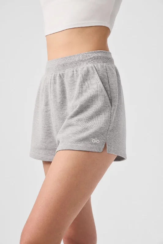 w6417r-low-key-sweat-short-athletic-heather-grey