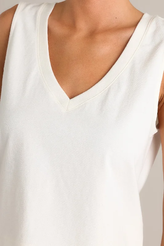 z-supply-sloane-v-neck-sea-salt-tank